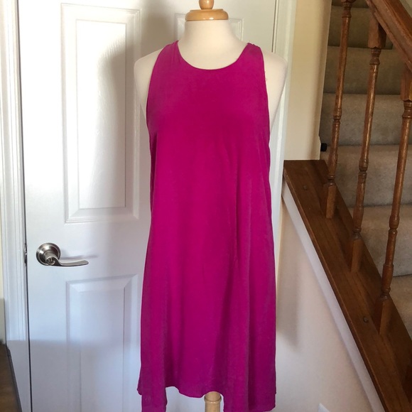 Cynthia Rowley Dresses & Skirts - Cynthia Rowley magenta 100% silk dress